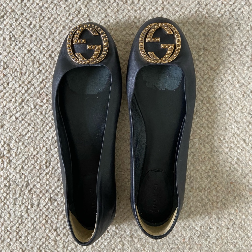 Gucci GG black leather flats 37.5 / 8.5 US